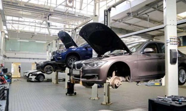 BMW workshop_Mayapuri Car Servicing area