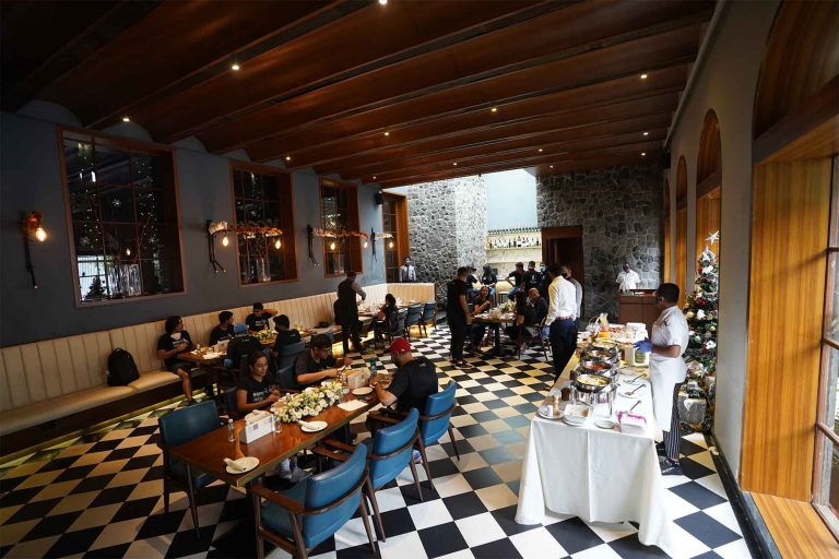 Endurance Ride People Get Together - Infinity Cars