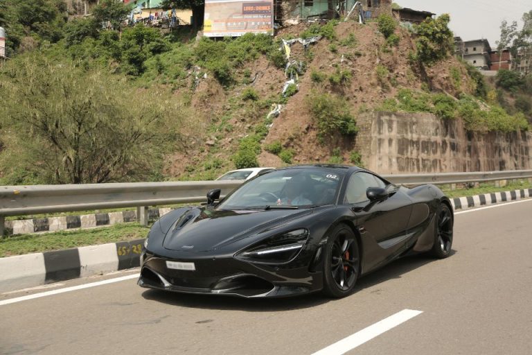 McLaren Artura Supercars & Sunday Brunch Event - McLaren Mumbai