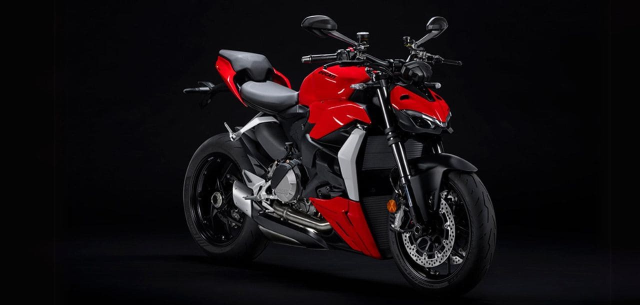 streetfighter v2 Price in Mumbai