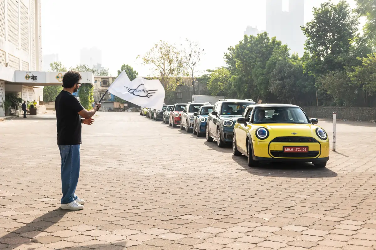 MINISCAPE 2.0 Car Adventure - MINI Infinity Cars'