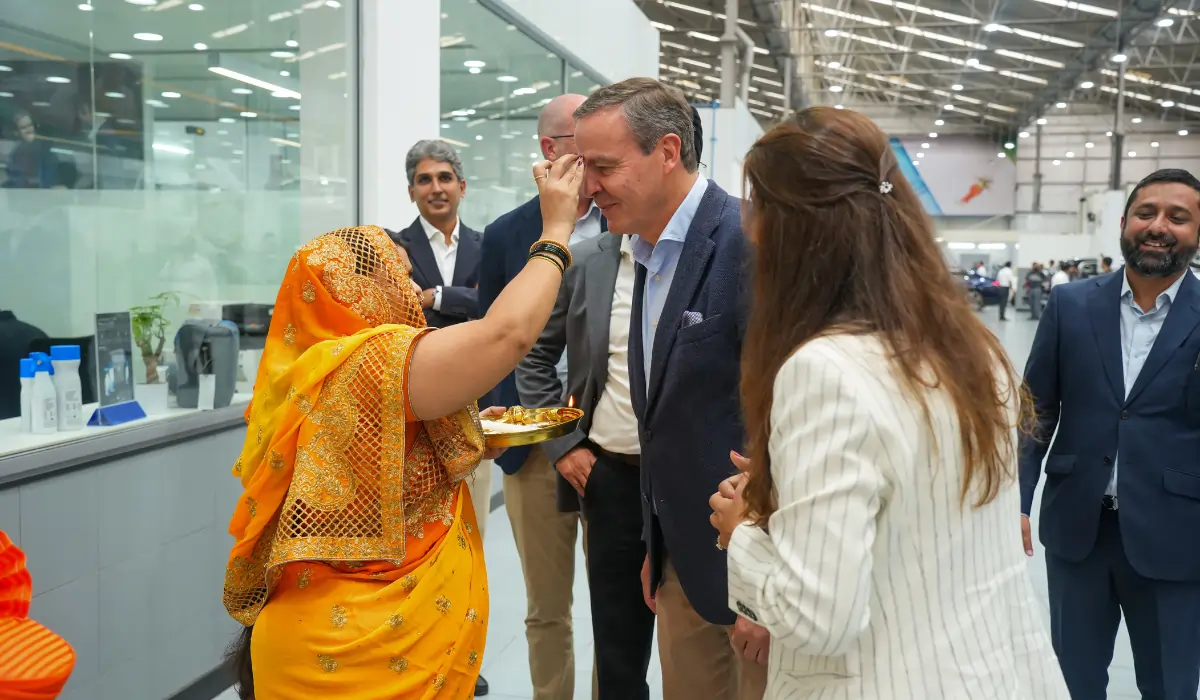 BMW International Team visit India Tour - BMW Infinity Cars