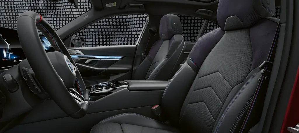 BMW i5 luxury interior features