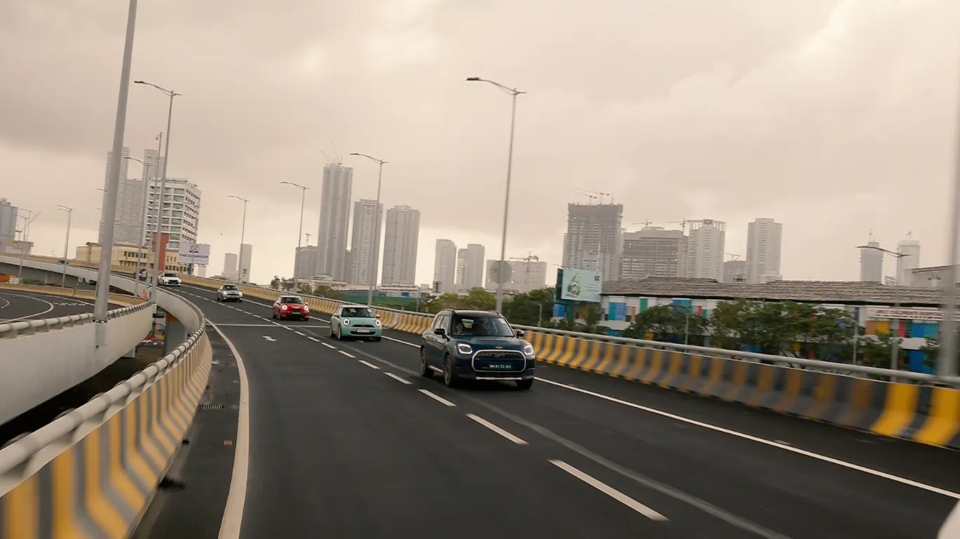 MINI Car Drive Experience - MINI Infinity Cars