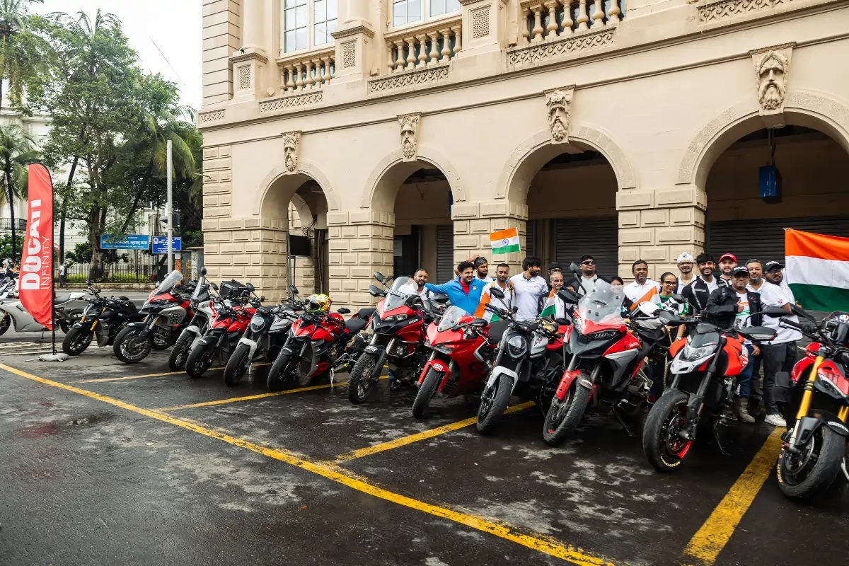 Ducatisti Motorcycle Event - Ducati Infinity