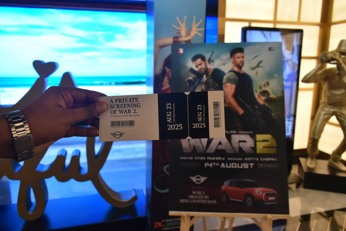 MINI Countryman YRF Action Thriller - MINI Infinity Cars