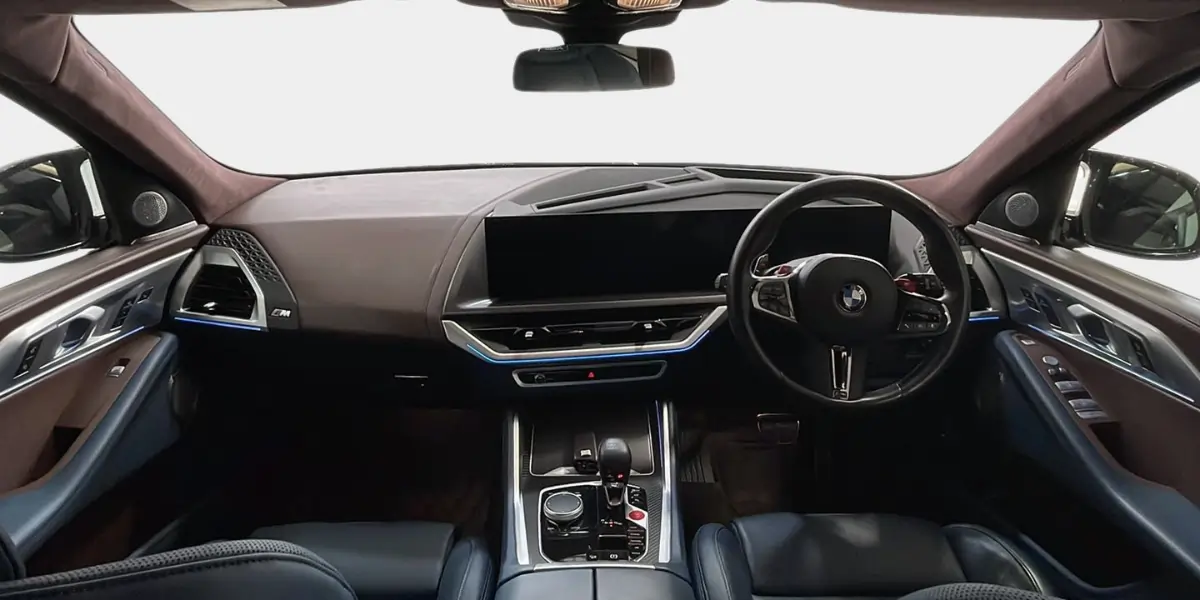 Pre-owned BMW XM Hybrid - Interior