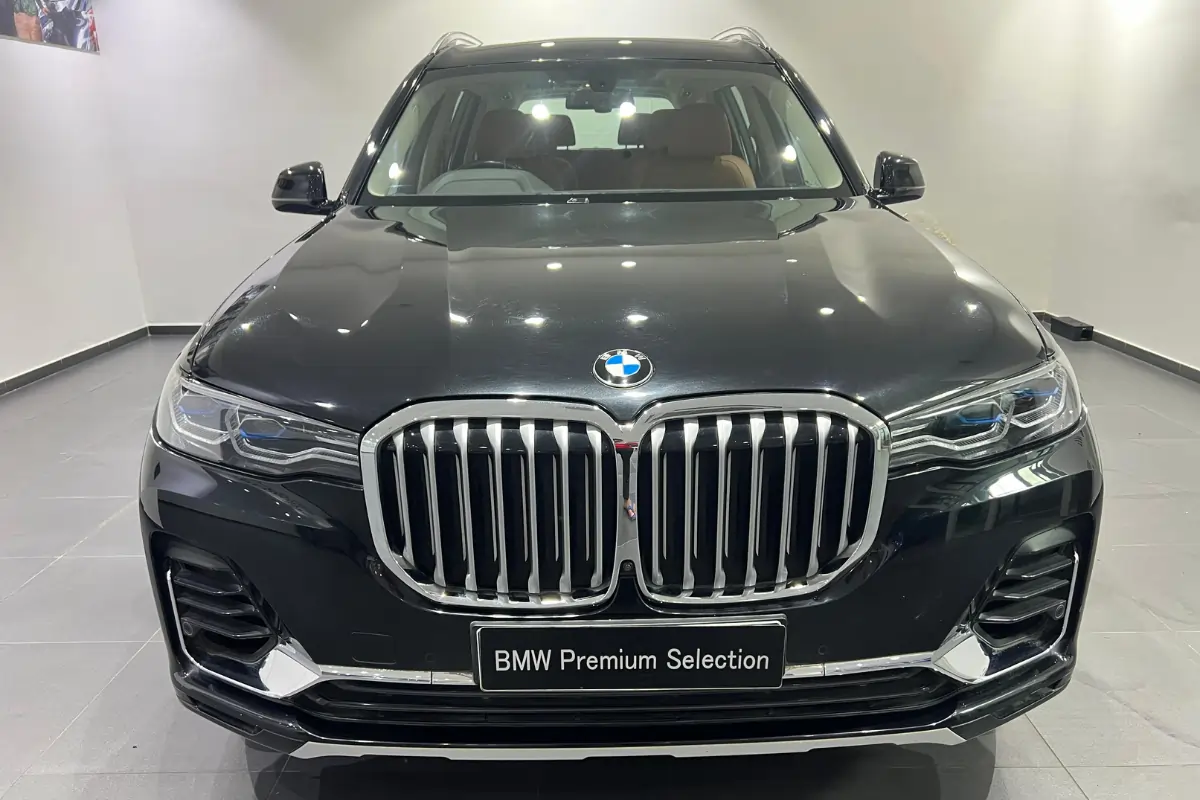 BMW X7 DPE Signature second hand car Mumbai