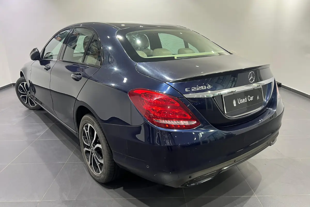 Mercedes C-Class C220d used car dealer Mumbai