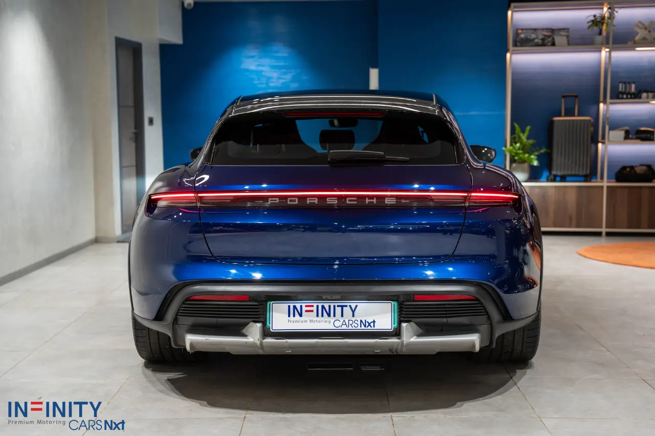 Porsche Taycan Cross Turismo pre-owned