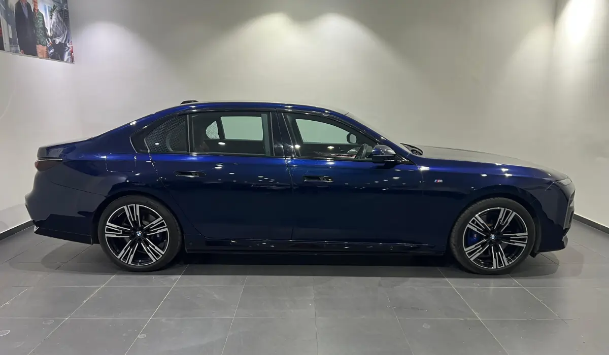 Used BMW i7 xDrive60