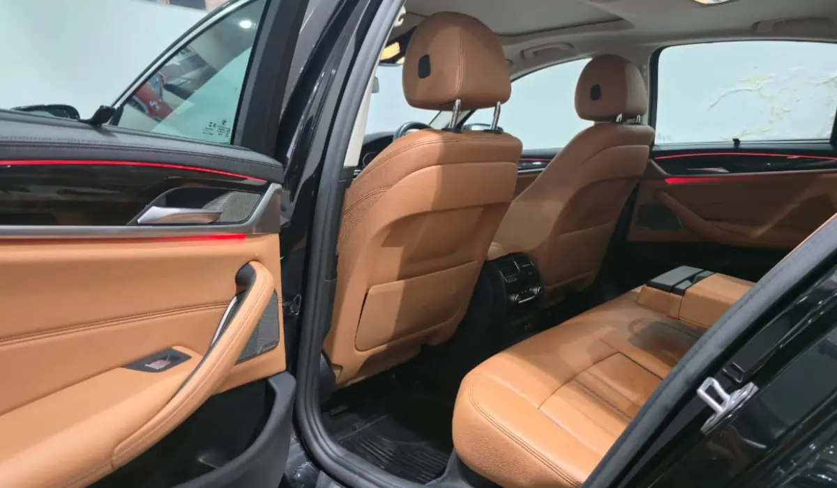 BMW 520d Luxury Line price