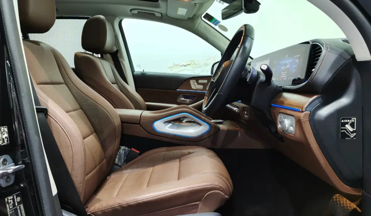 Mercedes GLE Black interior