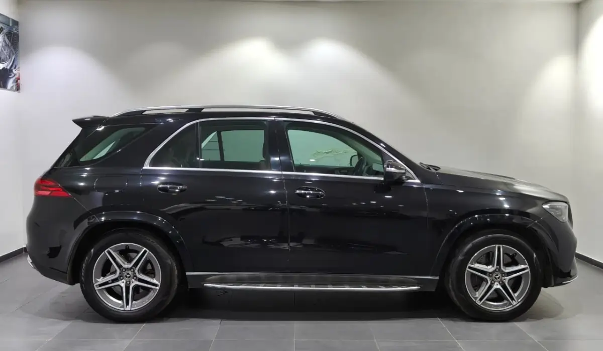 pre owned Mercedes GLE Black